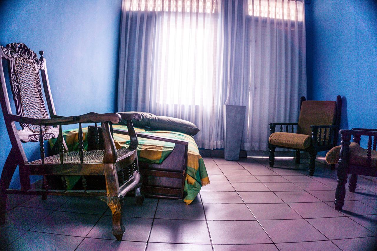 Lbl Colombo Albergue Exterior foto