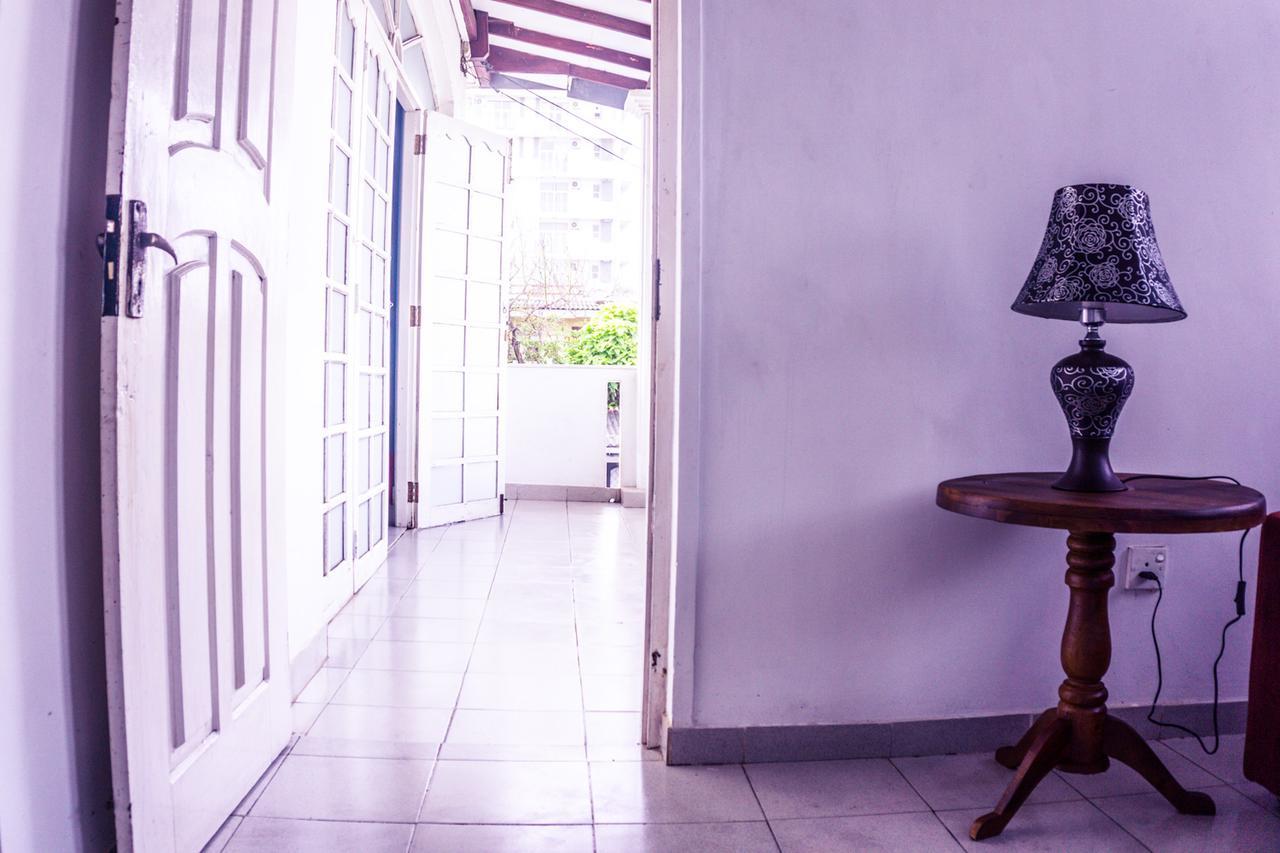Lbl Colombo Albergue Exterior foto